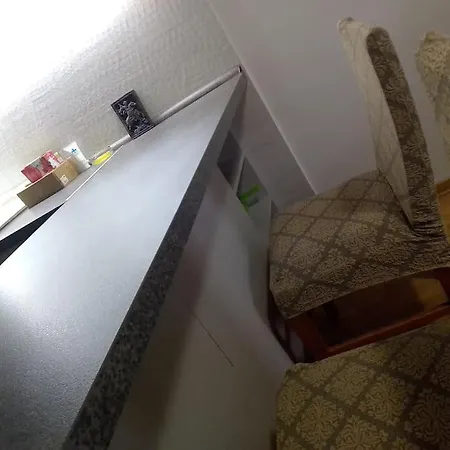 King-size Bed, Free Parking, Kitchenette, Wifi Apartment *