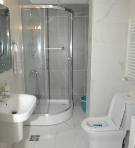 King-size Bed, Free Parking, Kitchenette, Wifi